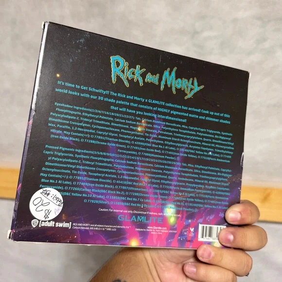 Glamlite Rick and Morty 30 Shade Palette - Picture 2 of 3